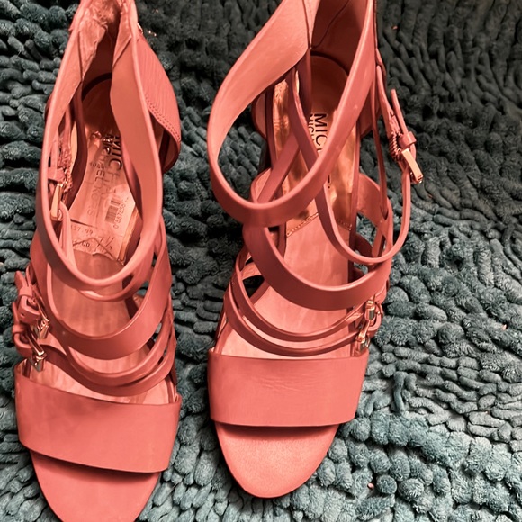 Michael Kors heeled sandals - Picture 4 of 7